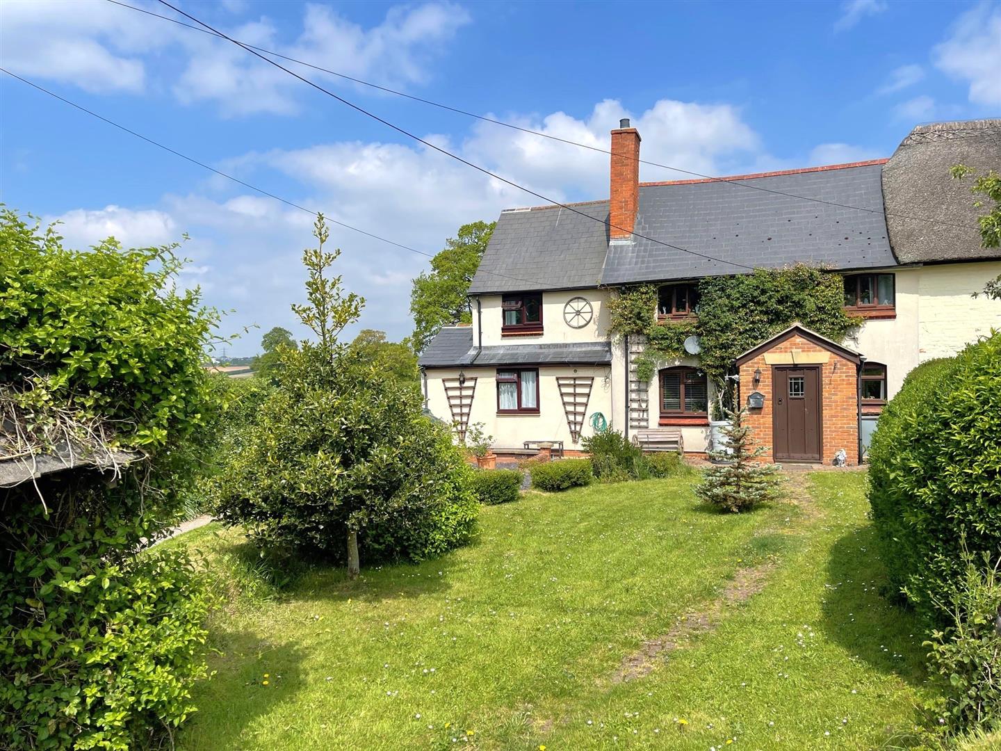 Fawns Cottage, Sowton, Exeter